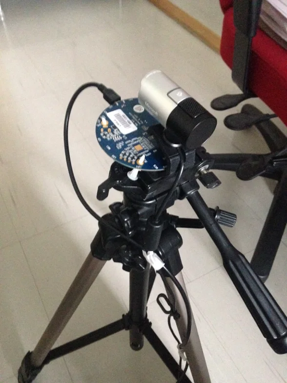 Field recording setup with UMA-8 array and webcam on tripod